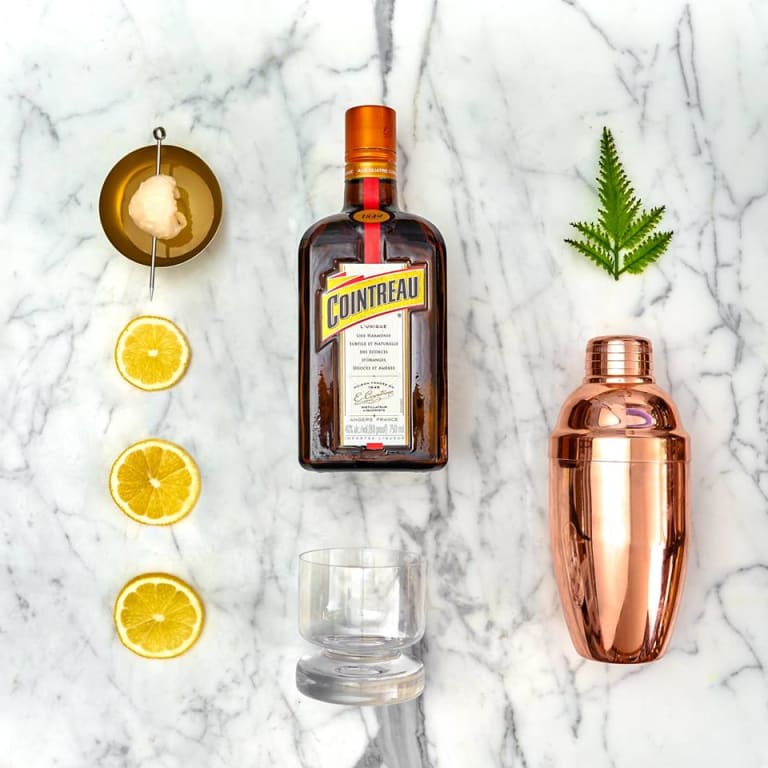 Ликер Cointreau 0,7 photo 4