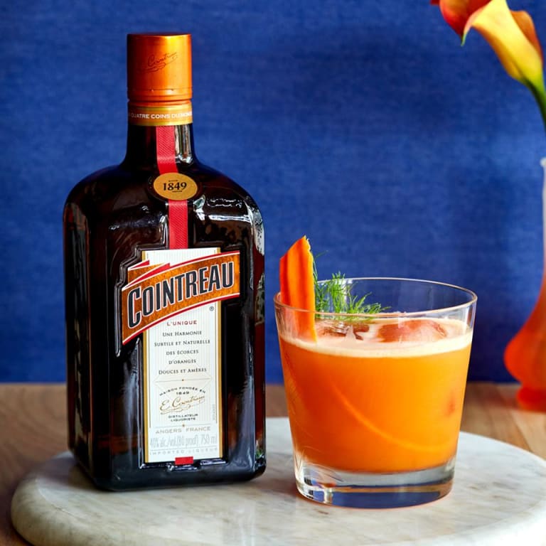 Ликер Cointreau 1 photo 3