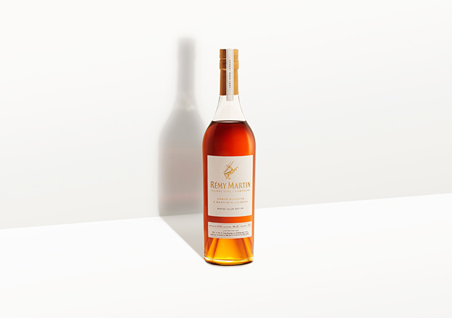 Remy Martin Carte Blanche 0,7 photo 2